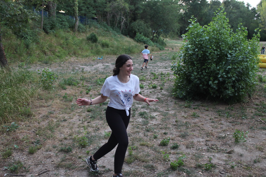 Village Camps International Summer Camp Ard&egrave;che, France 2019-07-26 https://www.villagecamps.com/journals_admin/images/2231-0646-CanCamando15 copy.jpg